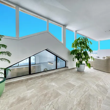 Serenity - By Lanzarote بيت للعطل