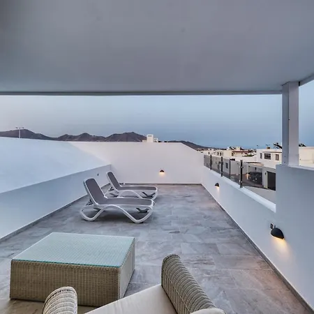 Vakantiehuis Serenity - By Lanzarote *