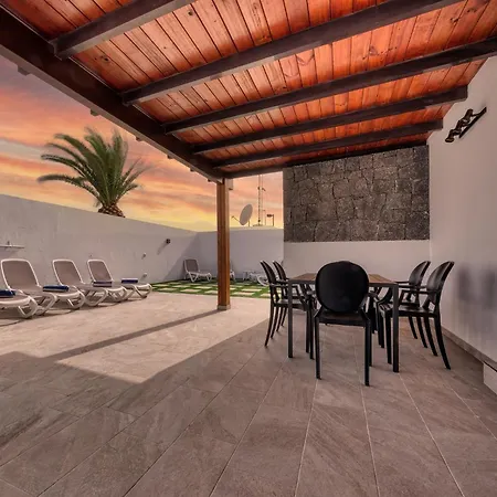 Vakantiehuis Serenity - By Lanzarote