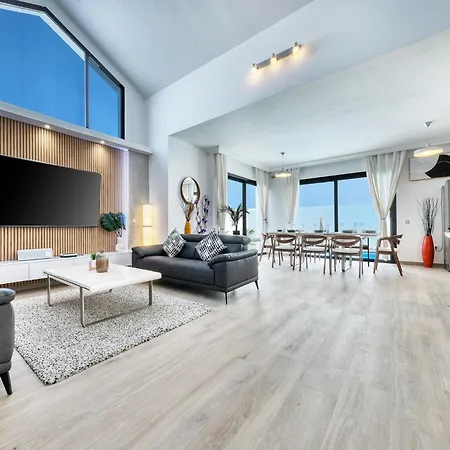 Serenity - By Lanzarote *