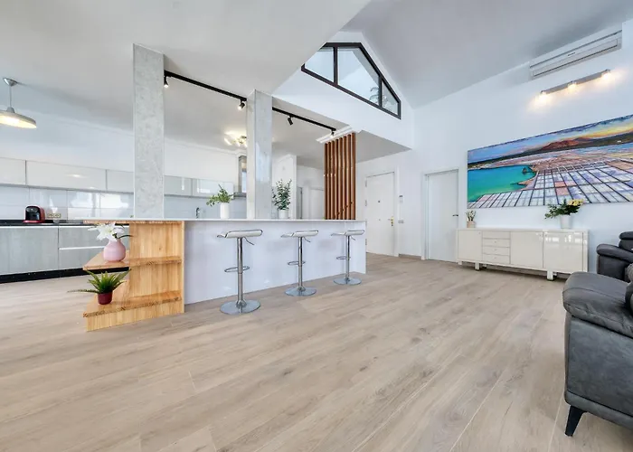 Serenity - By Lanzarote بلايا بلانكا